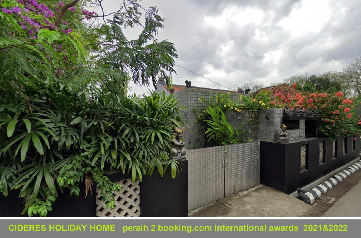 Cideres Holiday Home Majalengka Esterno foto